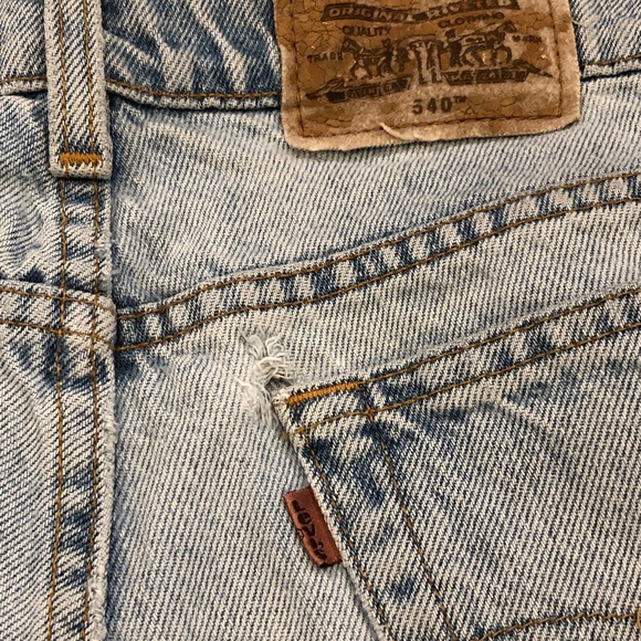 Vintage (90’s) Levi Strauss Stone Washed Jean Shorts, W36 - Picture 13 of 15